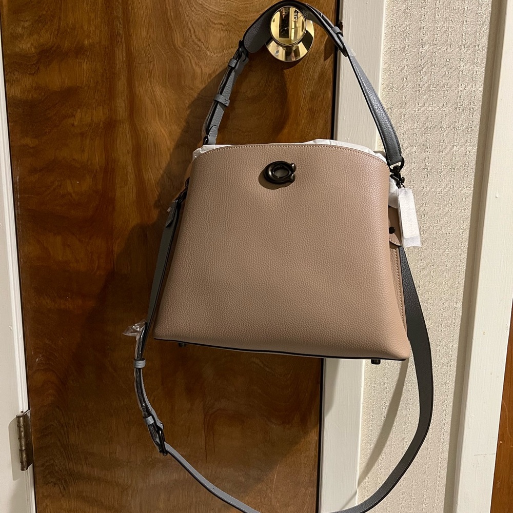 Coach willow shoulder bag in colorblock (pewter/taupe multi)